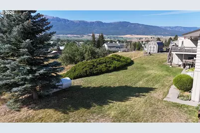 307 Wagner St, Enterprise, OR 97828 - Photo 20