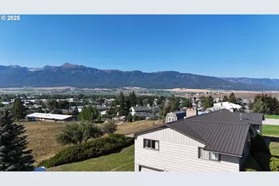 307 Wagner St, Enterprise, OR 97828 - Photo 22