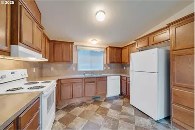 11630 Ernst Ct, Nehalem, OR 97131 - Photo 8