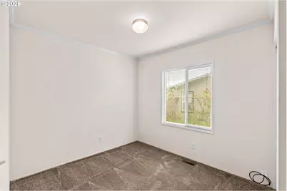 5089 D St, Springfield, OR 97478 - Photo 12