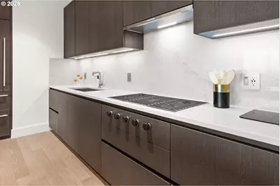 550 SW 10th Ave #3009, Portland, OR 97205 - Photo 12