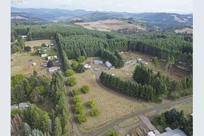 26900 SW Regia Dr, Sheridan, OR 97378 - Photo 6