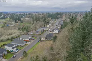 2468 Morrow Ct NW, Salem, OR 97304 - Photo 16