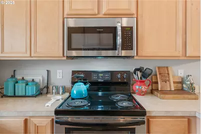 2637 Baines Blvd, Hubbard, OR 97032 - Photo 10