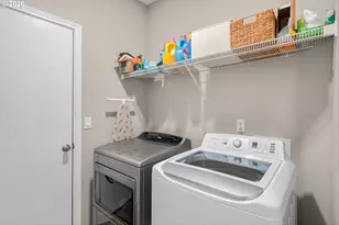 2637 Baines Blvd, Hubbard, OR 97032 - Photo 18