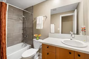 11890 SW Wilton Ave, Portland, OR 97223 - Photo 18