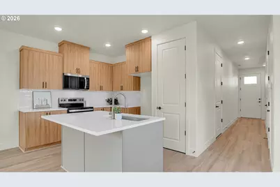 16122 Barlow Trail Ln, Oregon City, OR 97045 - Photo 4