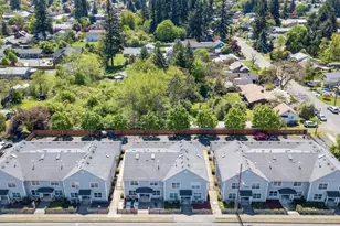 14134 E Burnside St, Portland, OR 97233 - Photo 34