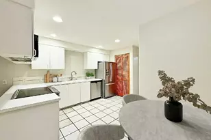 14134 E Burnside St, Portland, OR 97233 - Photo 6