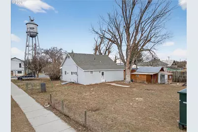 295 E St, North Powder, OR 97867 - Photo 6