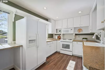 2610 Field St, Longview, WA 98632 - Photo 10
