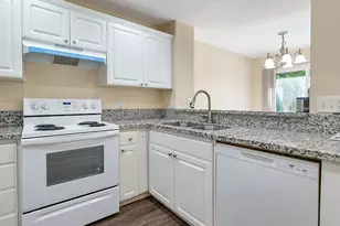 6564 NW Wenmarie Dr, Portland, OR 97229 - Photo 4