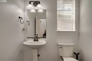 12805 NE 102nd St, Vancouver, WA 98682 - Photo 16