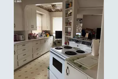 8325 8329 SE Division St, Portland, OR 97266 - Photo 34