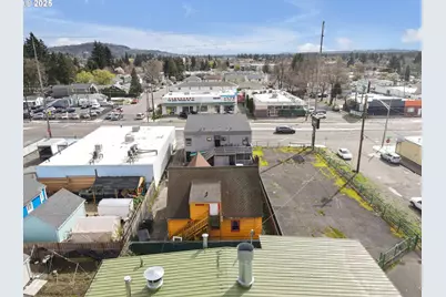 8325 8329 SE Division St, Portland, OR 97266 - Photo 2