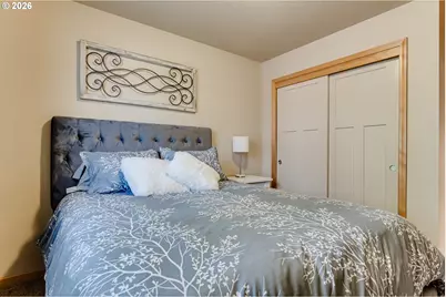 1529 Charnelton Aly, Eugene, OR 97401 - Photo 30