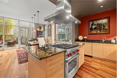 949 NW Overton St #301, Portland, OR 97209 - Photo 8