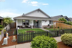 127 SW Vicki Ln, Grants Pass, OR 97526 - Photo 2