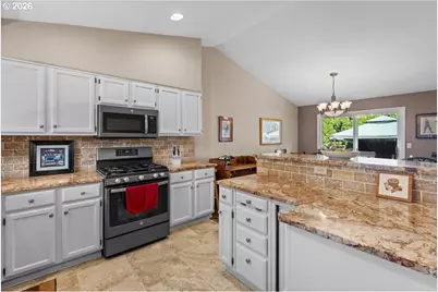 16159 SW Willow Dr, Sherwood, OR 97140 - Photo 6