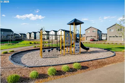 714 Merriott Ln, Woodburn, OR 97071 - Photo 20