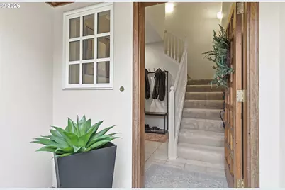 9950 NW Abbey Rd, Portland, OR 97229 - Photo 6