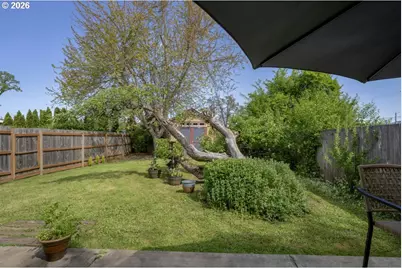 1520/1522 E Washington Ave, Cottage Grove, OR 97424 - Photo 34