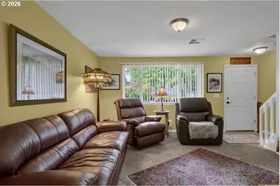 1520/1522 E Washington Ave, Cottage Grove, OR 97424 - Photo 10