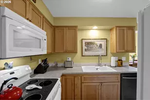 1520/1522 E Washington Ave, Cottage Grove, OR 97424 - Photo 14