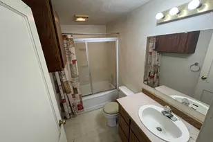 392 S 37th St, Springfield, OR 97478 - Photo 20