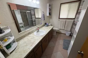 392 S 37th St, Springfield, OR 97478 - Photo 22