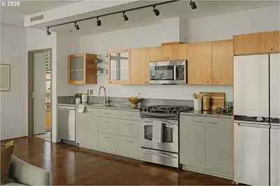 1221 SW 10th Ave #713, Portland, OR 97205 - Photo 16