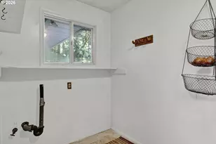 56642 McKenzie Hwy, McKenzie Bridge, OR 97413 - Photo 20