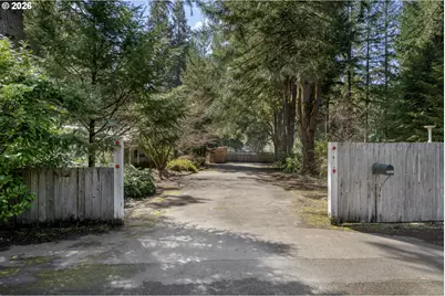 56642 McKenzie Hwy, McKenzie Bridge, OR 97413 - Photo 2