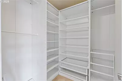 16649 SW Friendly Ln, Beaverton, OR 97007 - Photo 30