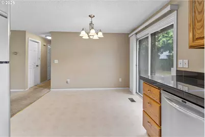 8217 N Fowler Ave, Portland, OR 97217 - Photo 10
