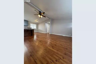 428 SW Boston Way, Beaverton, OR 97006 - Photo 6