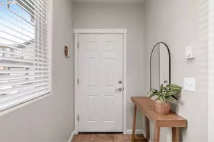 1819 NE 101st Ave, Hillsboro, OR 97006 - Photo 2