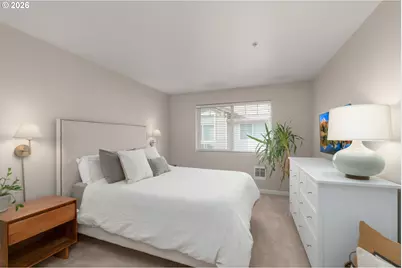 1819 NE 101st Ave #204, Hillsboro, OR 97006 - Photo 10