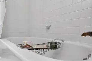 4103 SW Lee St, Portland, OR 97221 - Photo 34