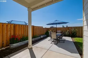 948 Laurel Pl, Silverton, OR 97381 - Photo 34