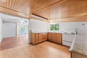 414 Callahan Rd, Roseburg, OR 97471 - Photo 6