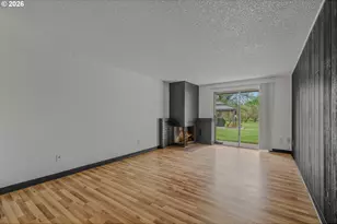 14095 Sw Walker Rd, Beaverton, OR 97005 - Photo 18