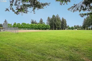176 NE 172nd Ave, Portland, OR 97230 - Photo 22
