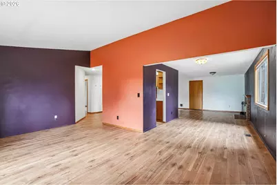 176 NE 172nd Ave, Portland, OR 97230 - Photo 4