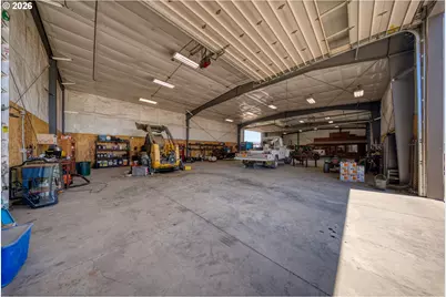 10902 Swan Lake Rd, Klamath Falls, OR 97603 - Photo 6