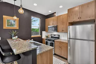 1610 Stella Ln, Hood River, OR 97031 - Photo 12