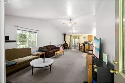 65066 E Riverside Dr, Brightwood, OR 97011 - Photo 10