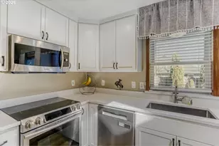 1716 SE 10th Pl, Canby, OR 97013 - Photo 16