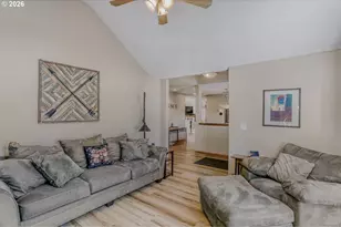 1716 SE 10th Pl, Canby, OR 97013 - Photo 10