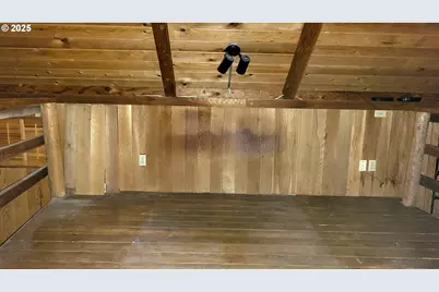 82147 Lost Valley Ln, Dexter, OR 97431 - Photo 6